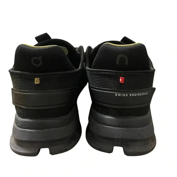 ON Cloudnova Flux Suma - Picture 4 of 6